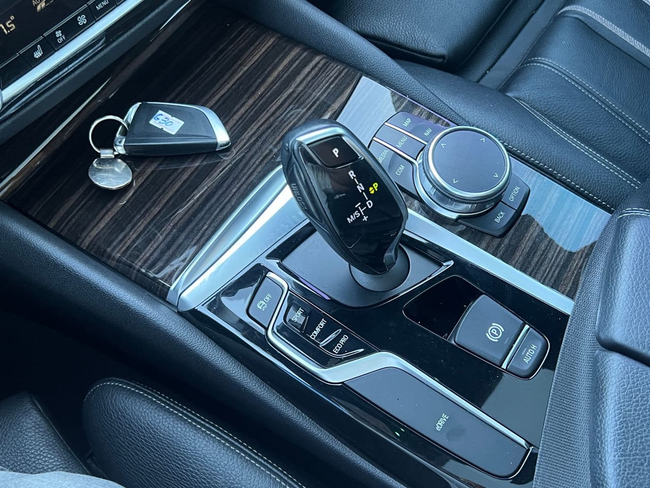BMW 530e 2017 — Миниатюра 12