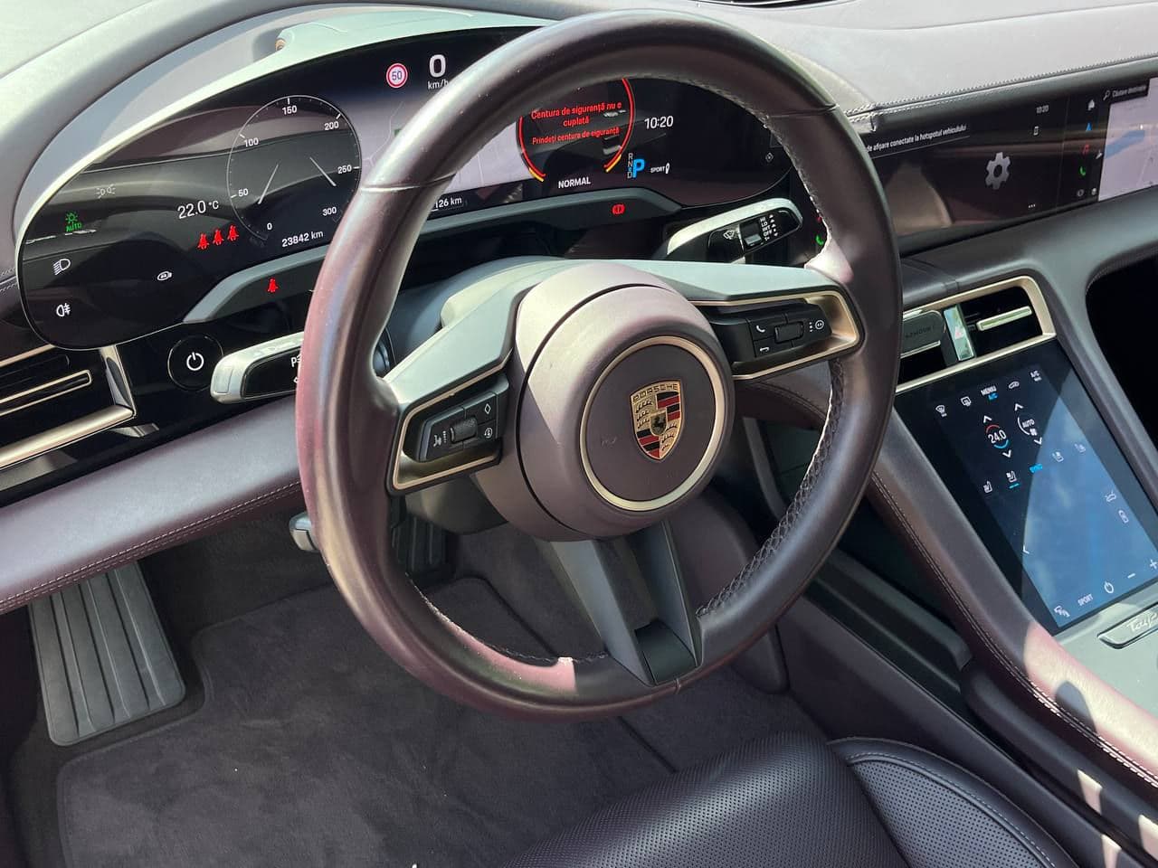 Porsche Taycan 2022 — Миниатюра 5