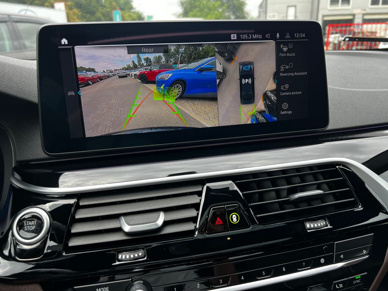 BMW 545e 2021 — Миниатюра 11
