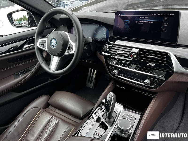 BMW 545e 2021 — Миниатюра 9