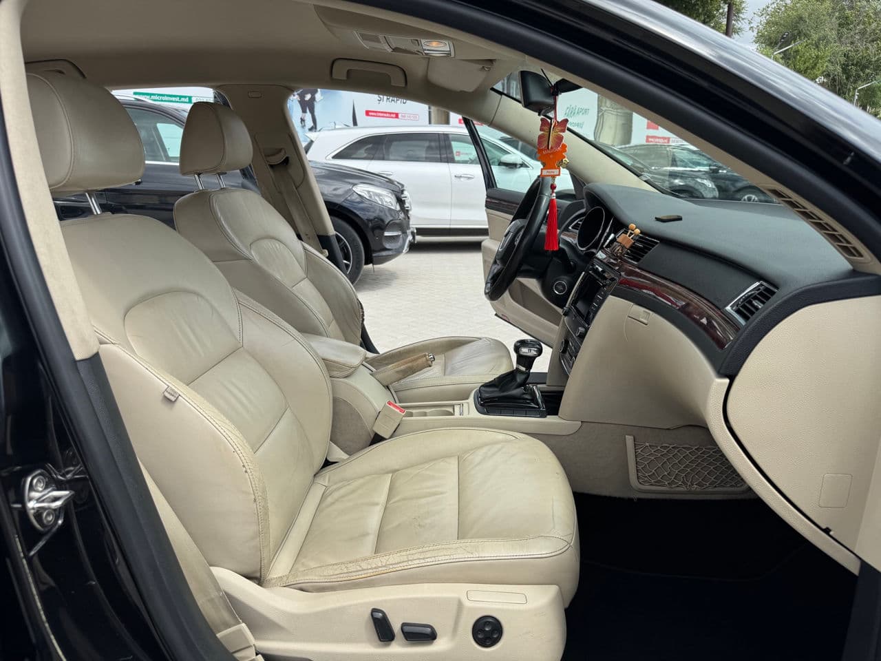 Skoda Superb 2012 — Миниатюра 15