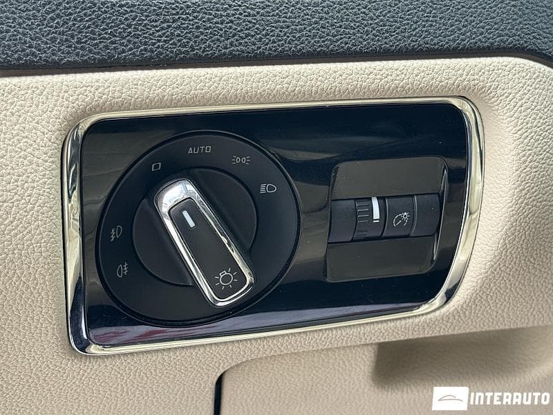 Skoda Superb 2012 — Миниатюра 17