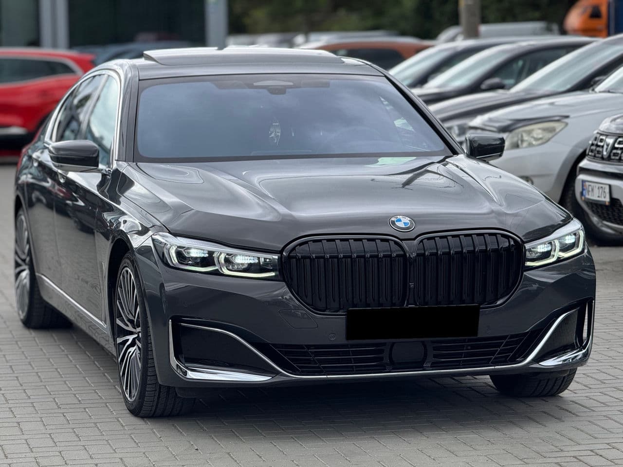 BMW 745e 2020 — Миниатюра 3