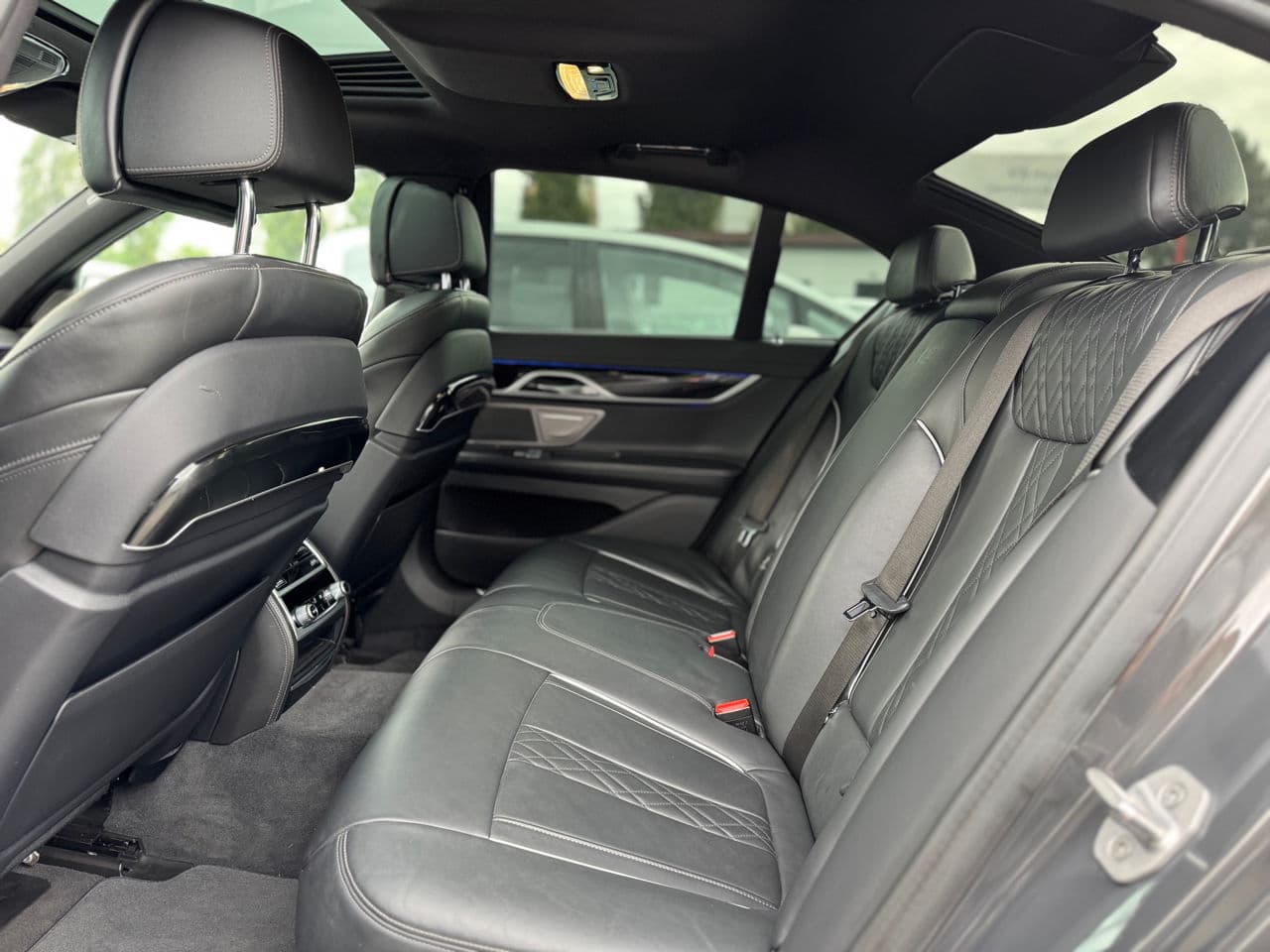 BMW 745e 2020 — Миниатюра 21