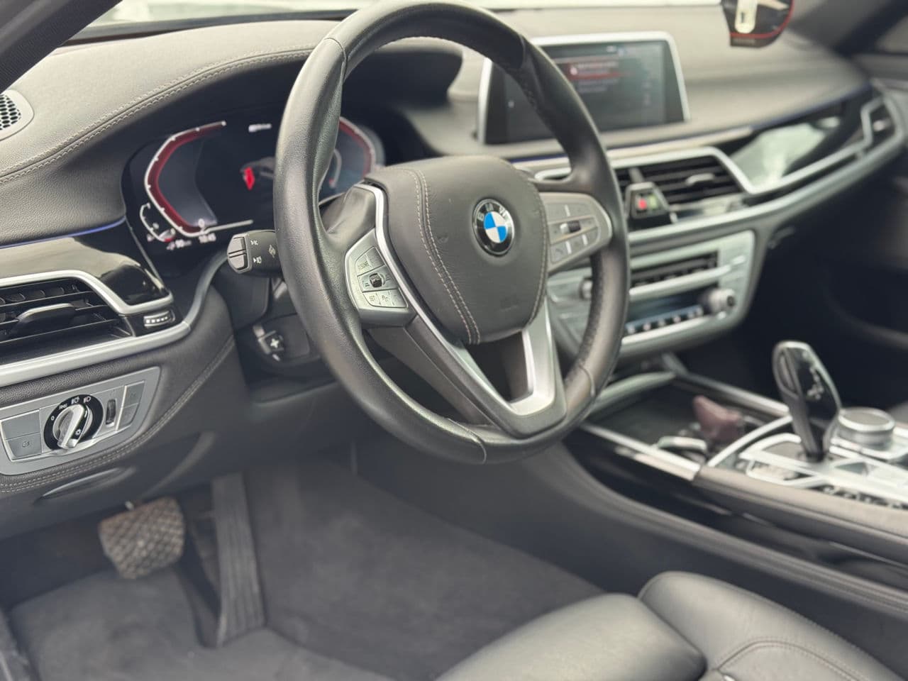 BMW 745e 2020 — Миниатюра 12