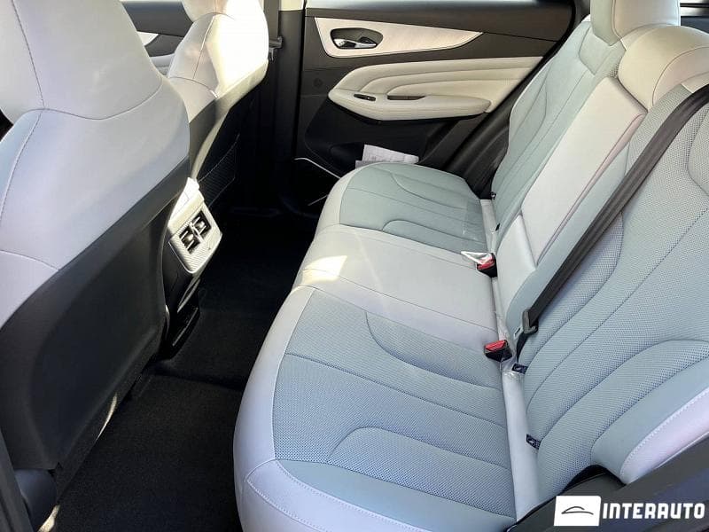 Dongfeng Venucia 2024 — Миниатюра 16