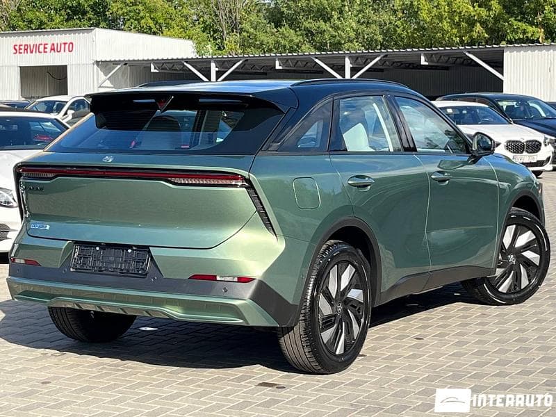 Dongfeng Venucia 2024 — Миниатюра 2