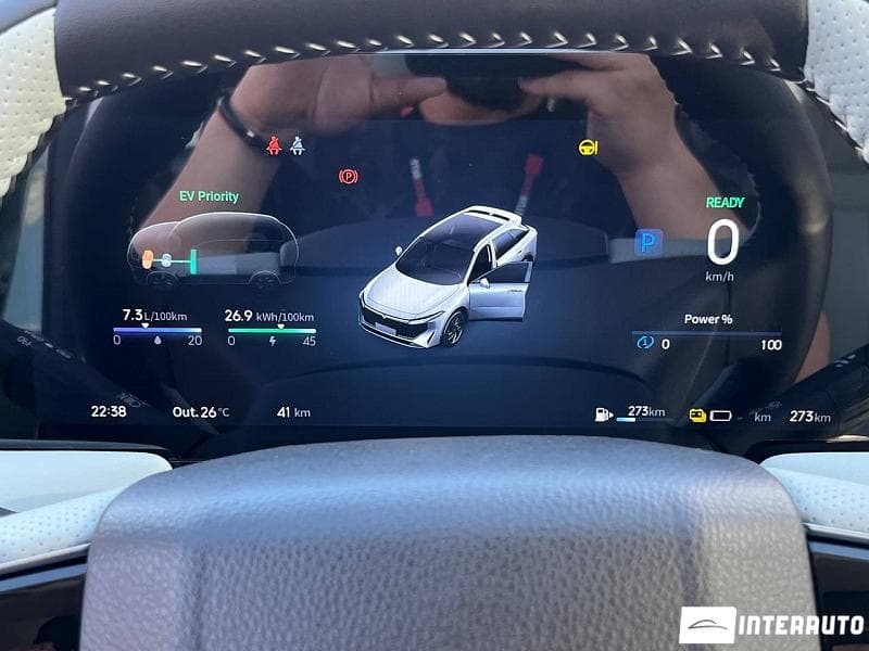 Dongfeng Venucia 2024 — Миниатюра 9