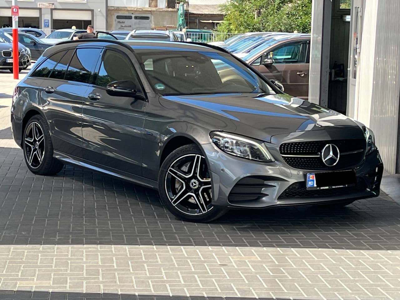 Mercedes C 300e 2021 — Миниатюра 3