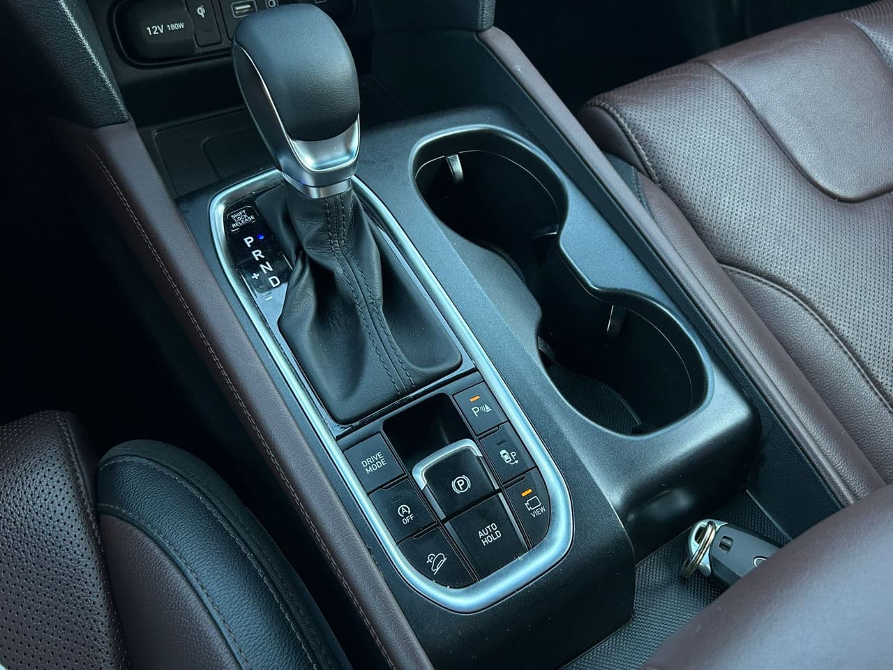 Hyundai Santa Fe 2019 — Миниатюра 15