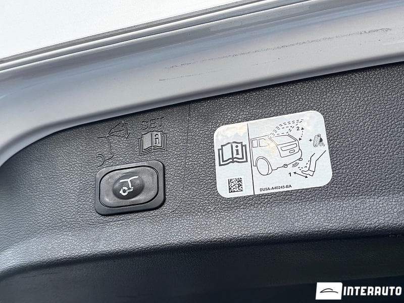 Ford Kuga 2018 — Миниатюра 16