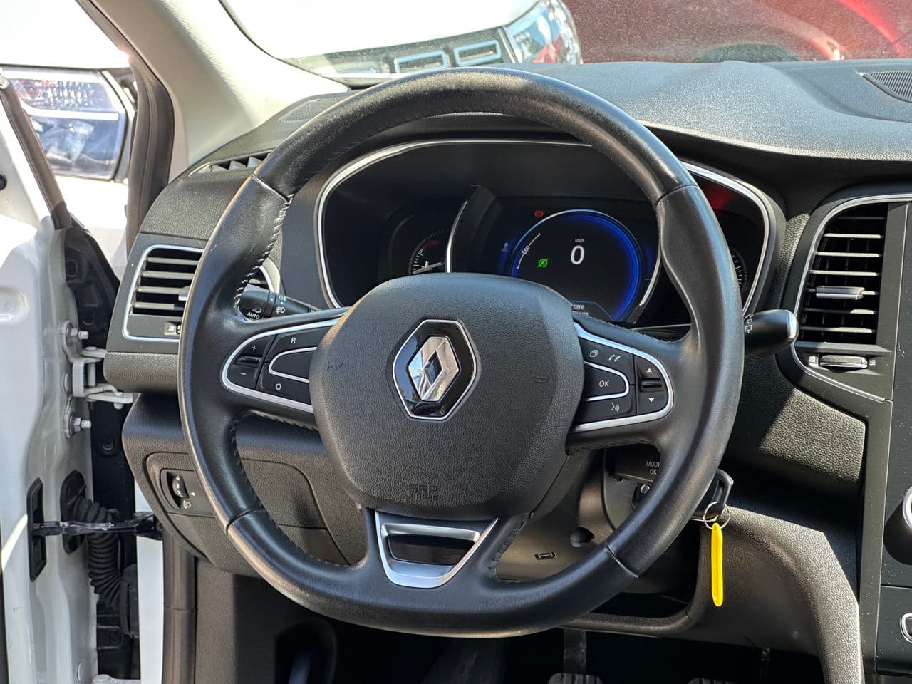 Renault Megane 2017 — Миниатюра 7