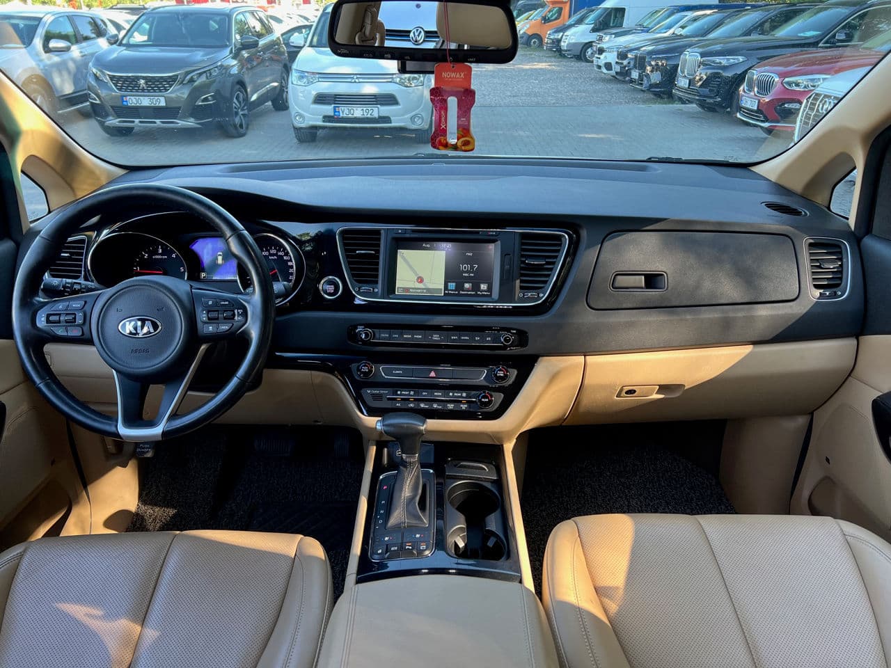 Kia Carnival 2016 — Миниатюра 10