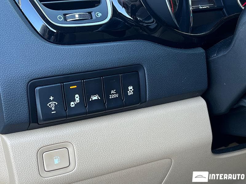 Kia Carnival 2016 — Миниатюра 9