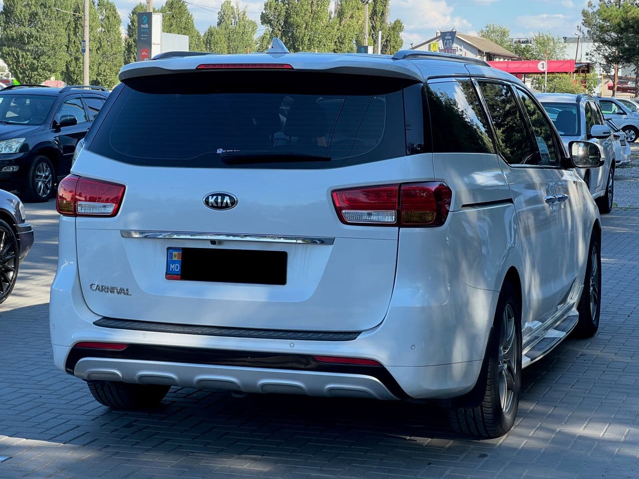Kia Carnival 2016 — Миниатюра 2