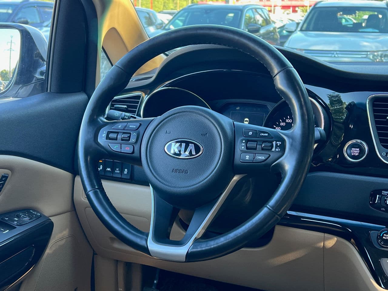 Kia Carnival 2016 — Миниатюра 11