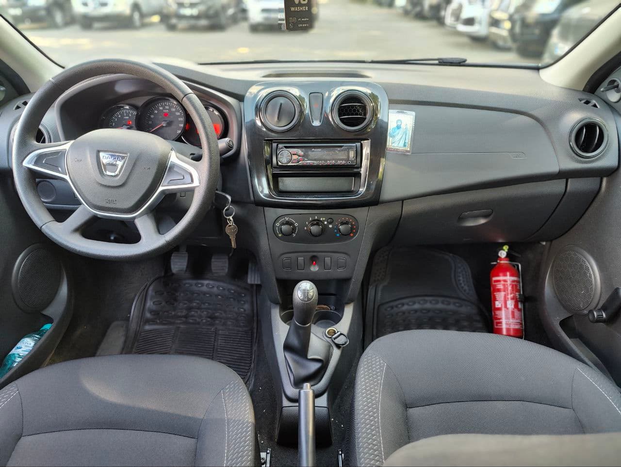 Dacia Logan 2017 — Миниатюра 6
