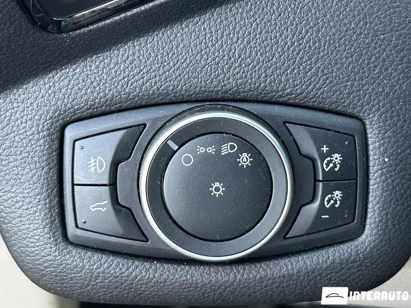 Ford Escape 2017 — Миниатюра 9