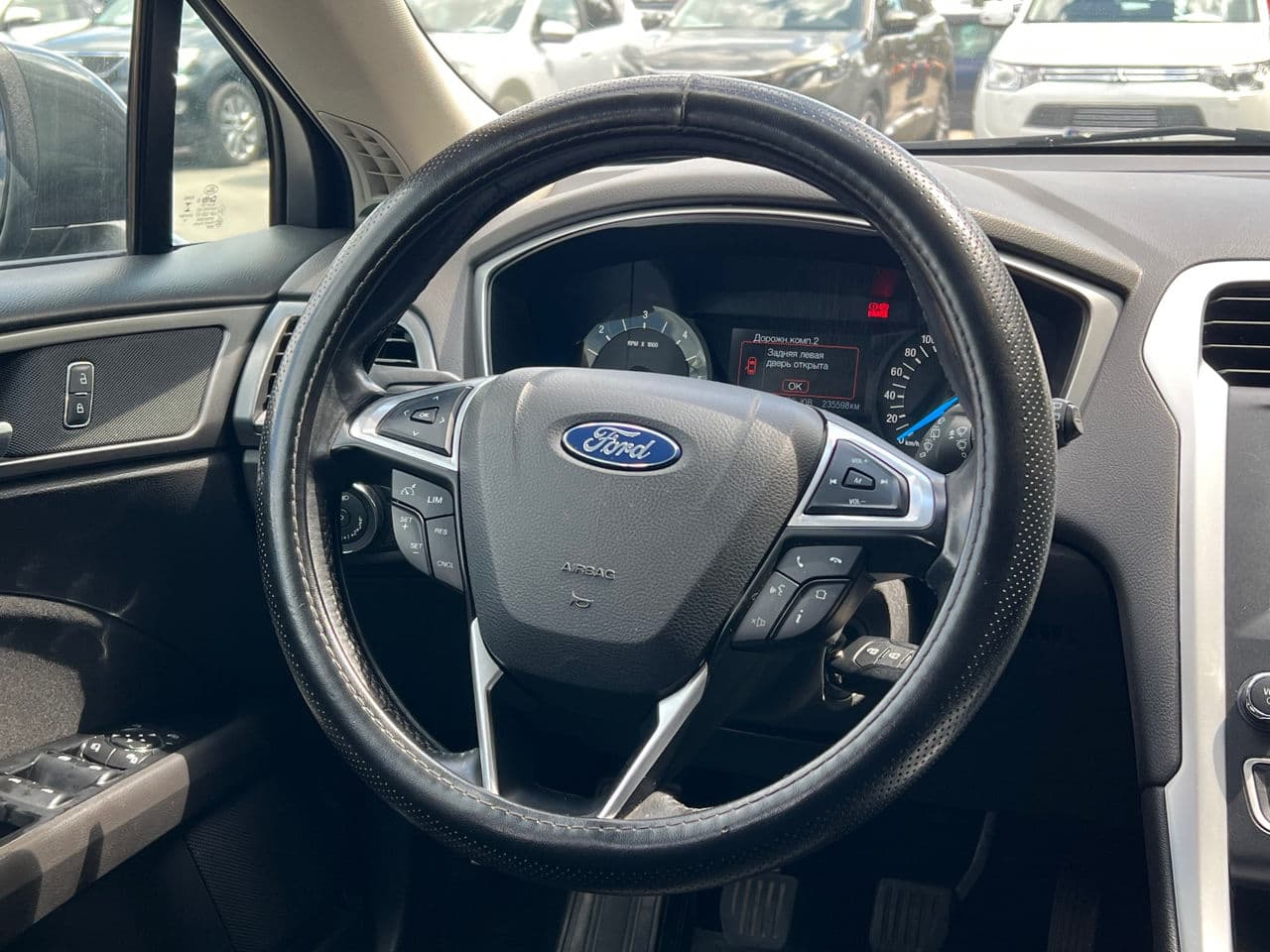 Ford Mondeo 2016 — Миниатюра 8