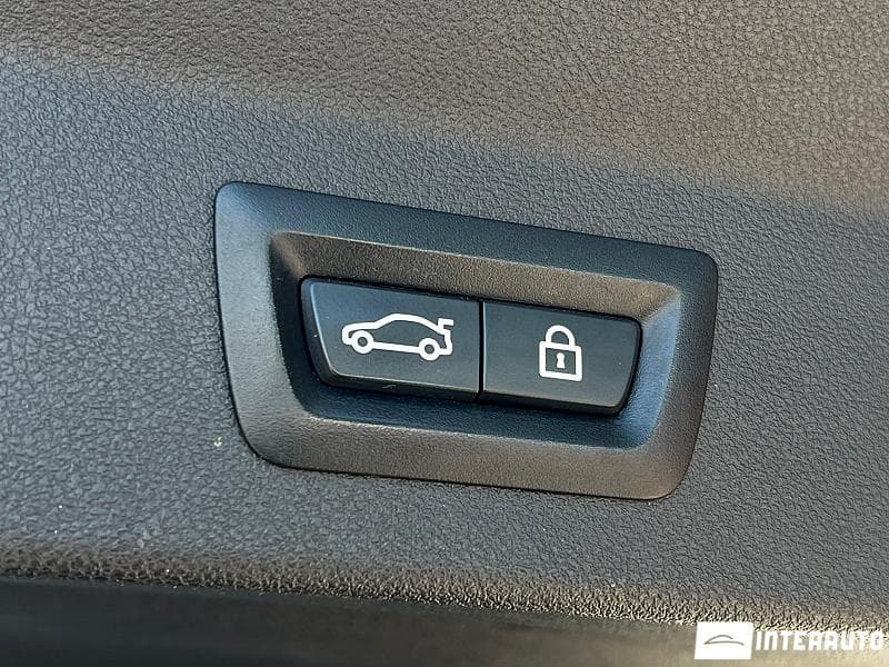 BMW X3 2.0i 2018 — Миниатюра 26