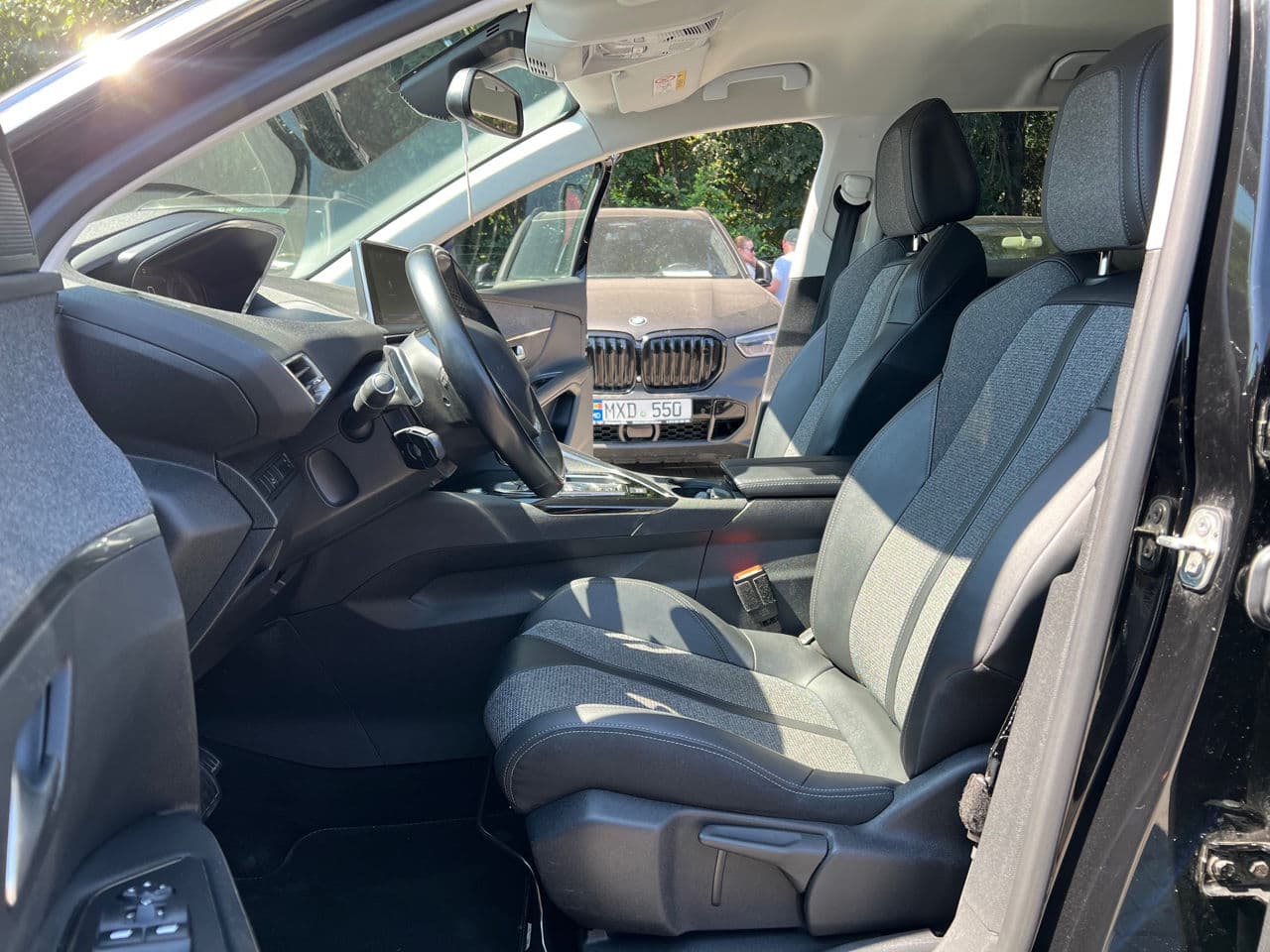 Peugeot 3008 2019 — Миниатюра 8