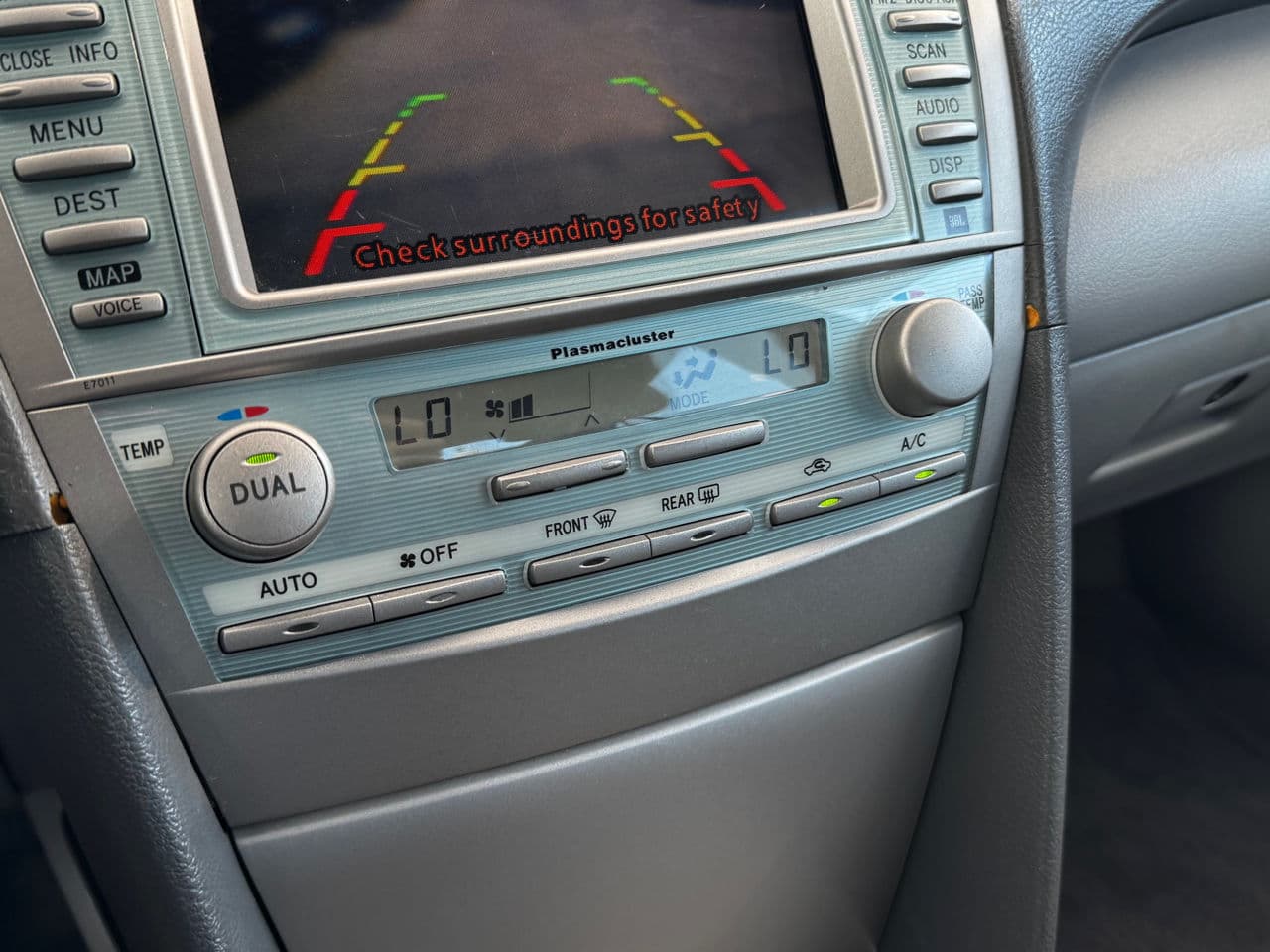 Toyota Camry 2009 — Миниатюра 10