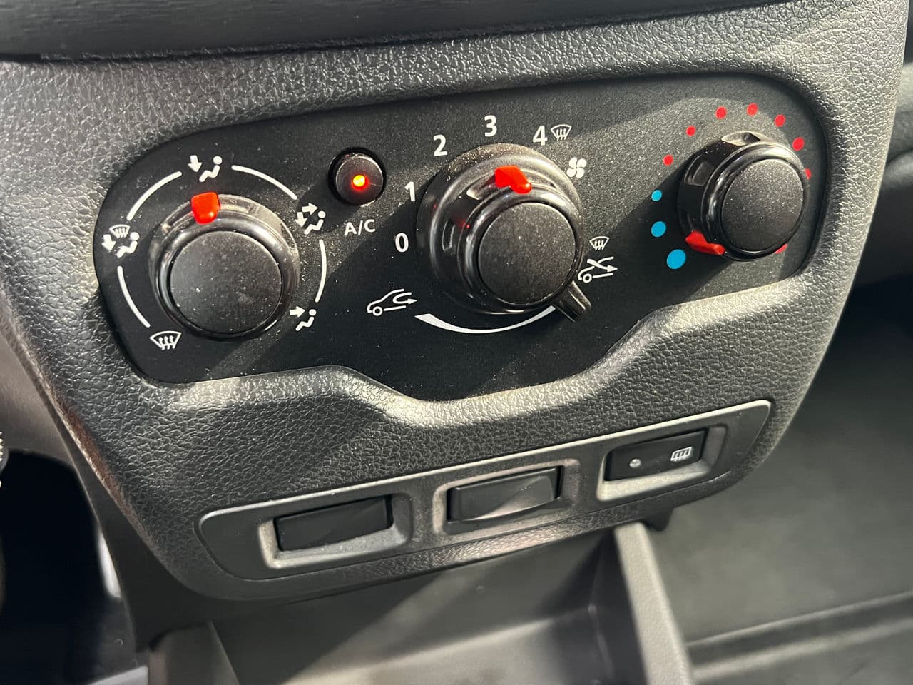 Dacia Dokker 2019 — Миниатюра 8