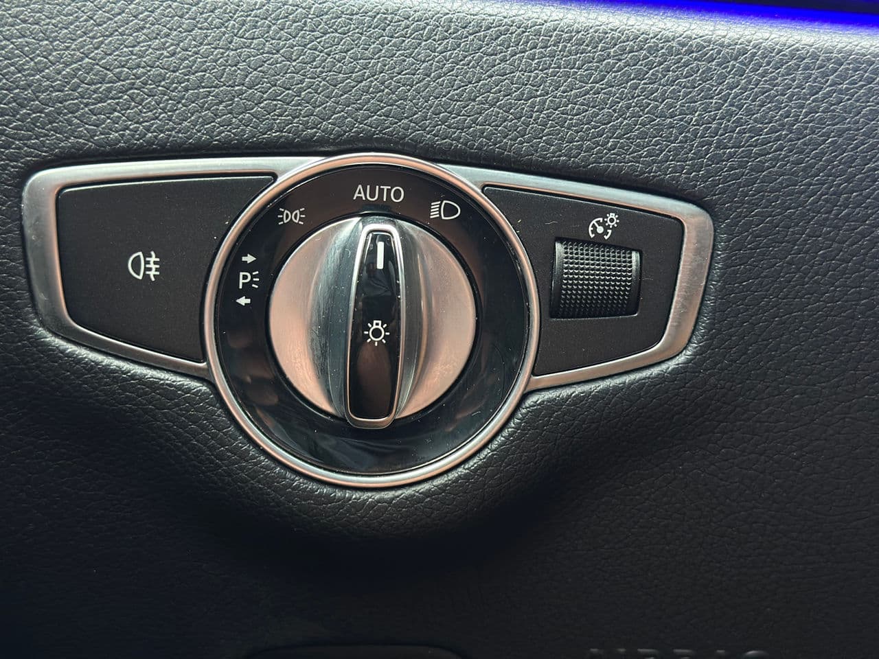 Mercedes E 300 2019 — Миниатюра 9