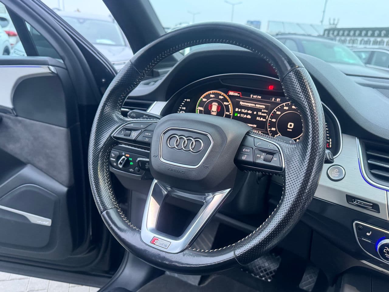 Audi Q7 E-Tron 2016 — Миниатюра 7