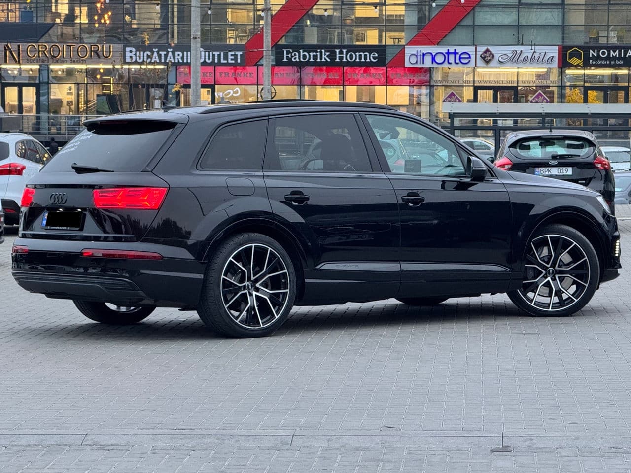 Audi Q7 E-Tron 2016 — Миниатюра 3