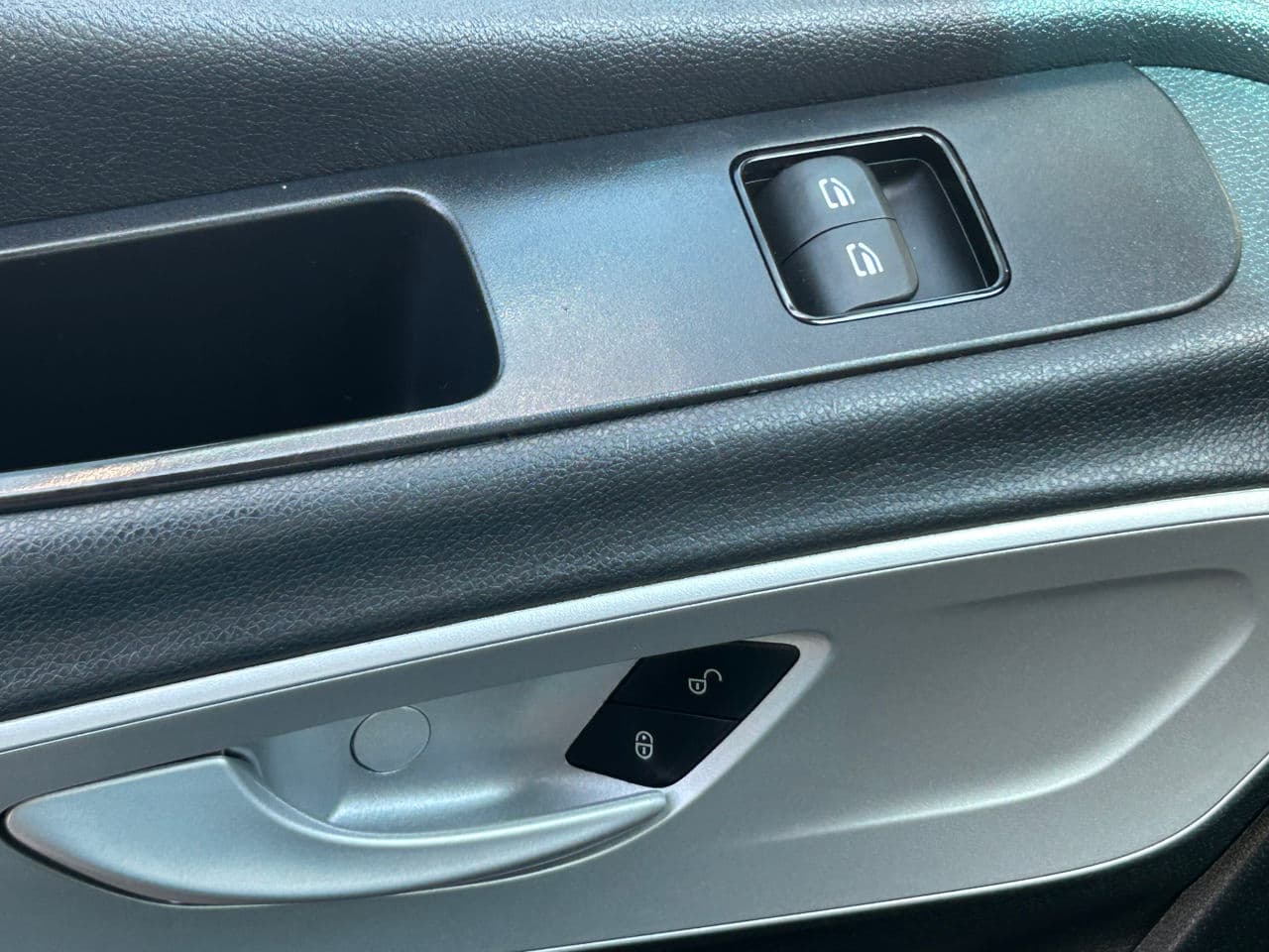 Mercedes Sprinter 2019 — Миниатюра 6