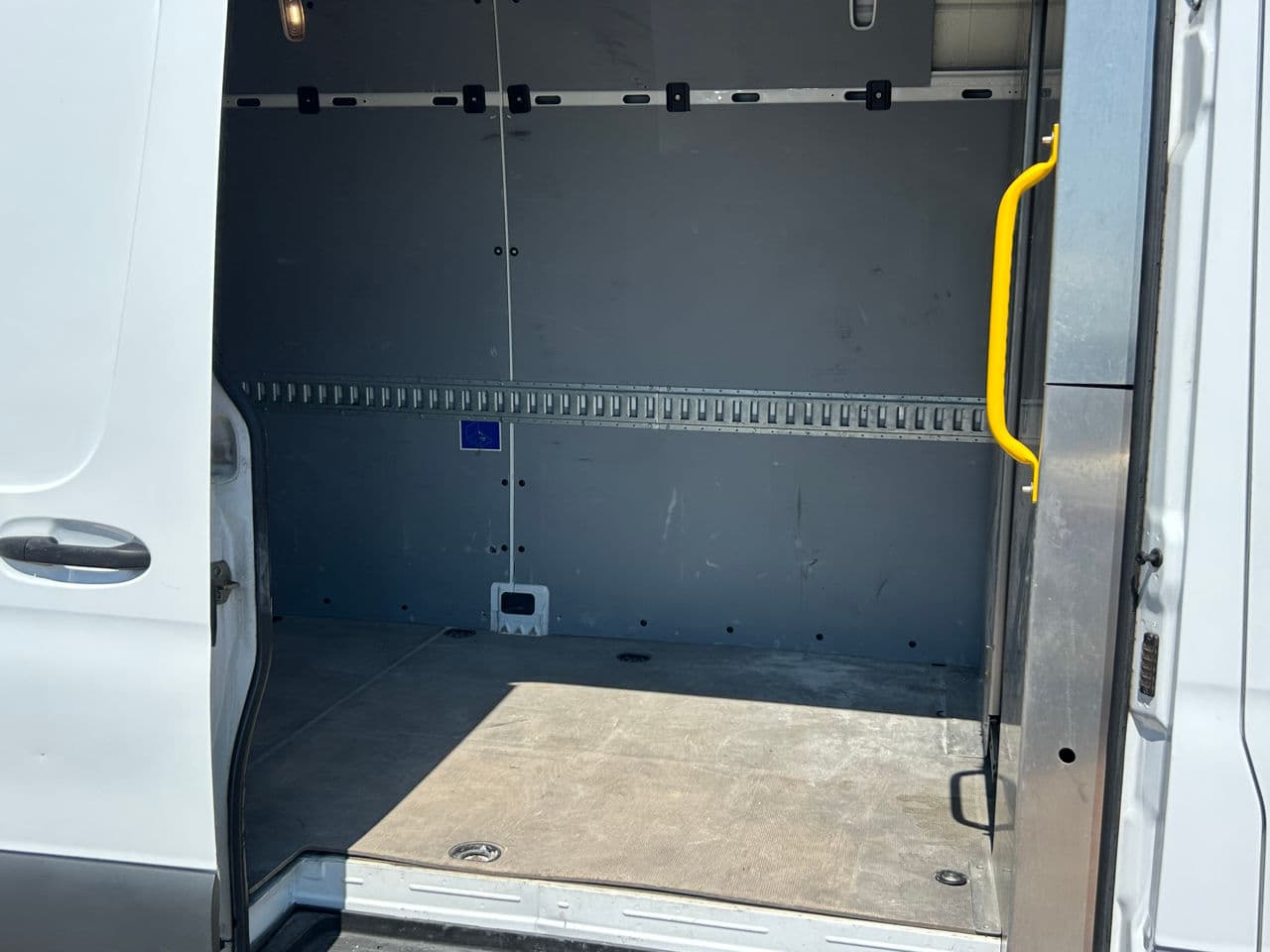 Mercedes Sprinter 2019 — Миниатюра 14
