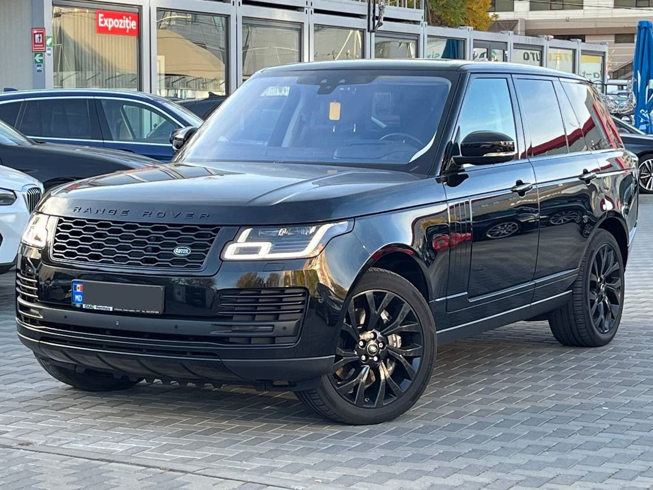 Land Rover Range Rover Vogue 2018 — Миниатюра 3