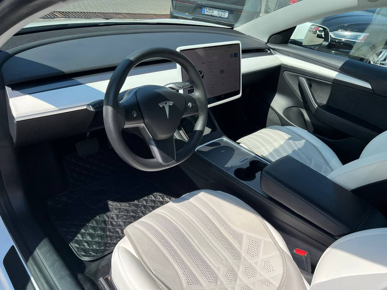 Tesla Model 3 2021 — Миниатюра 7