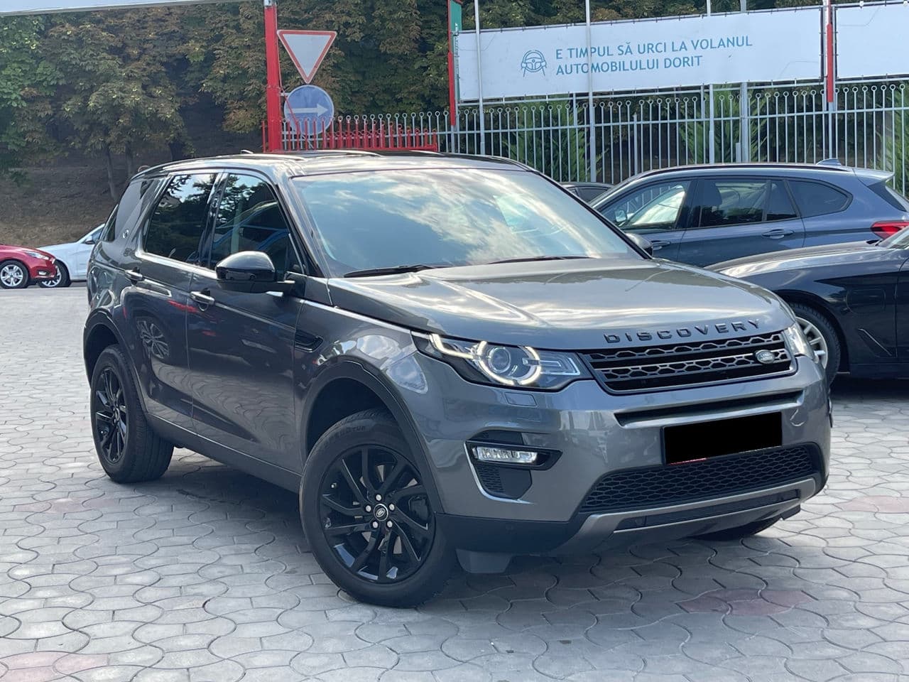 Land Rover Discovery Sport 2018 — Миниатюра 4