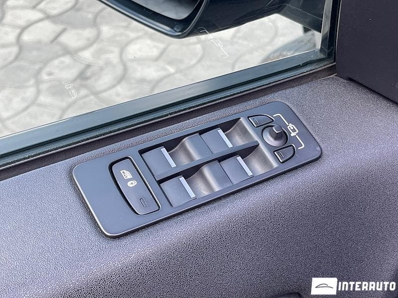Land Rover Discovery Sport 2018 — Миниатюра 14