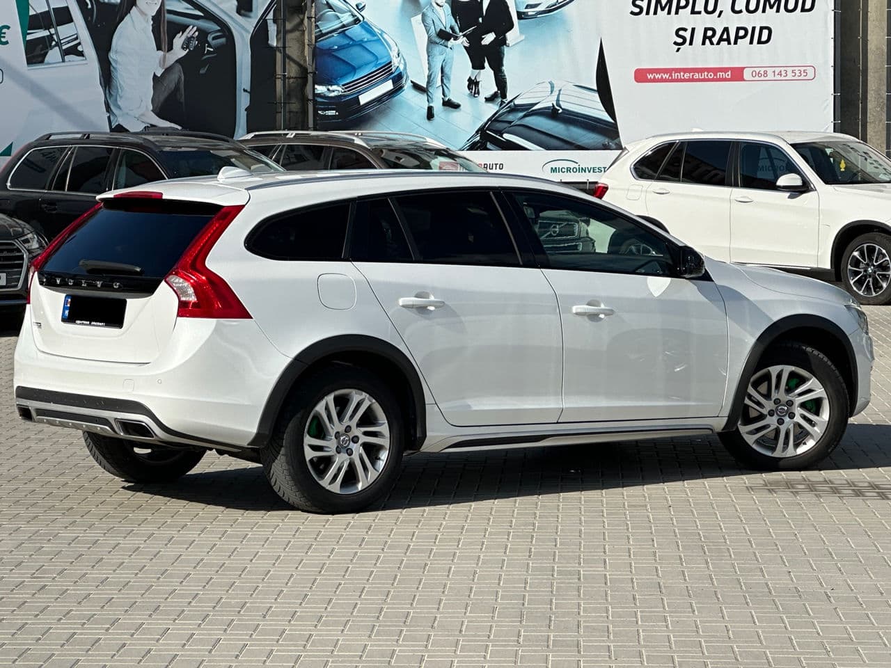 Volvo V 60 2015 — Миниатюра 3