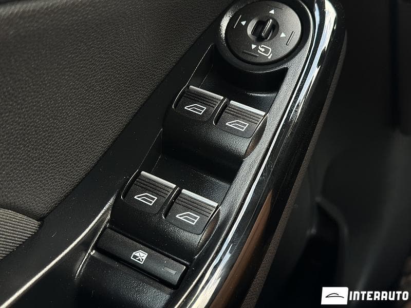 Ford Fiesta 2015 — Миниатюра 6