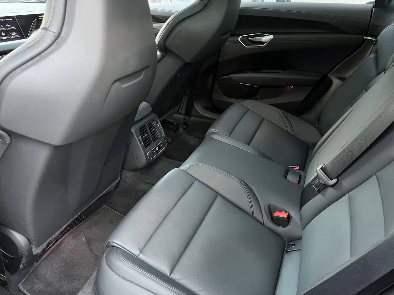 Audi E-tron GT 2022 — Миниатюра 18