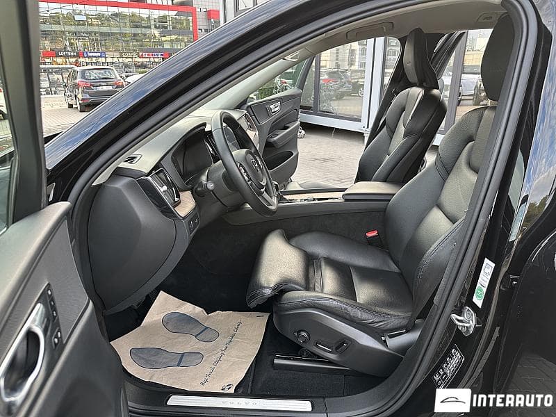 Volvo XC 60 2019 — Миниатюра 5