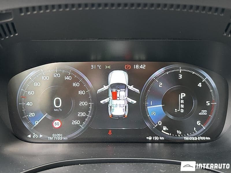 Volvo XC 60 2019 — Миниатюра 8