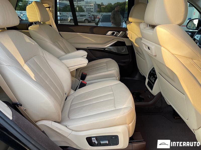 BMW X7 4.0i 2019 — Миниатюра 18