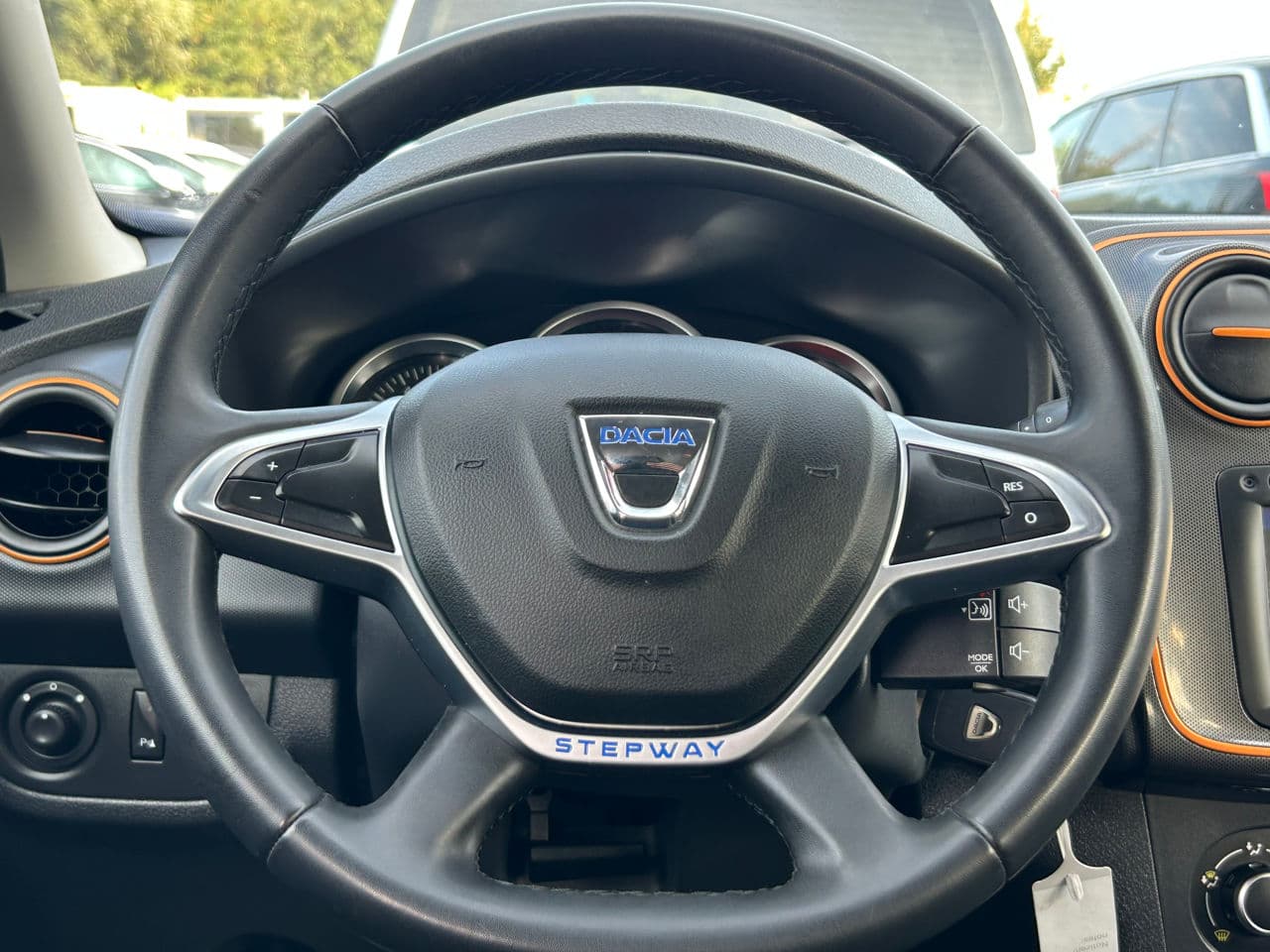 Dacia Logan MCV Stepway 2018 — Миниатюра 9