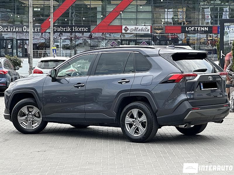 Toyota Rav-4 2022 — Миниатюра 4