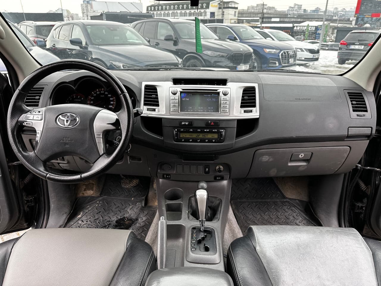 Toyota Hilux 2013 — Миниатюра 6