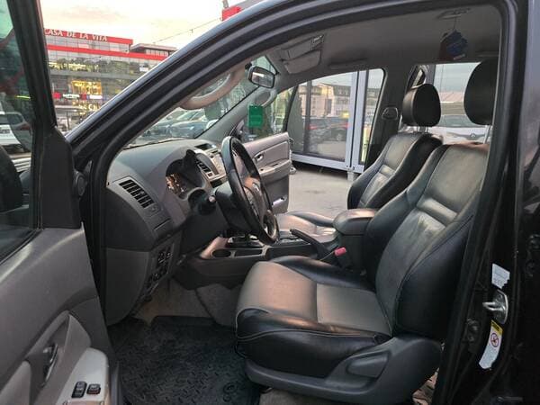 2013 Toyota Hilux — Miniatură 5