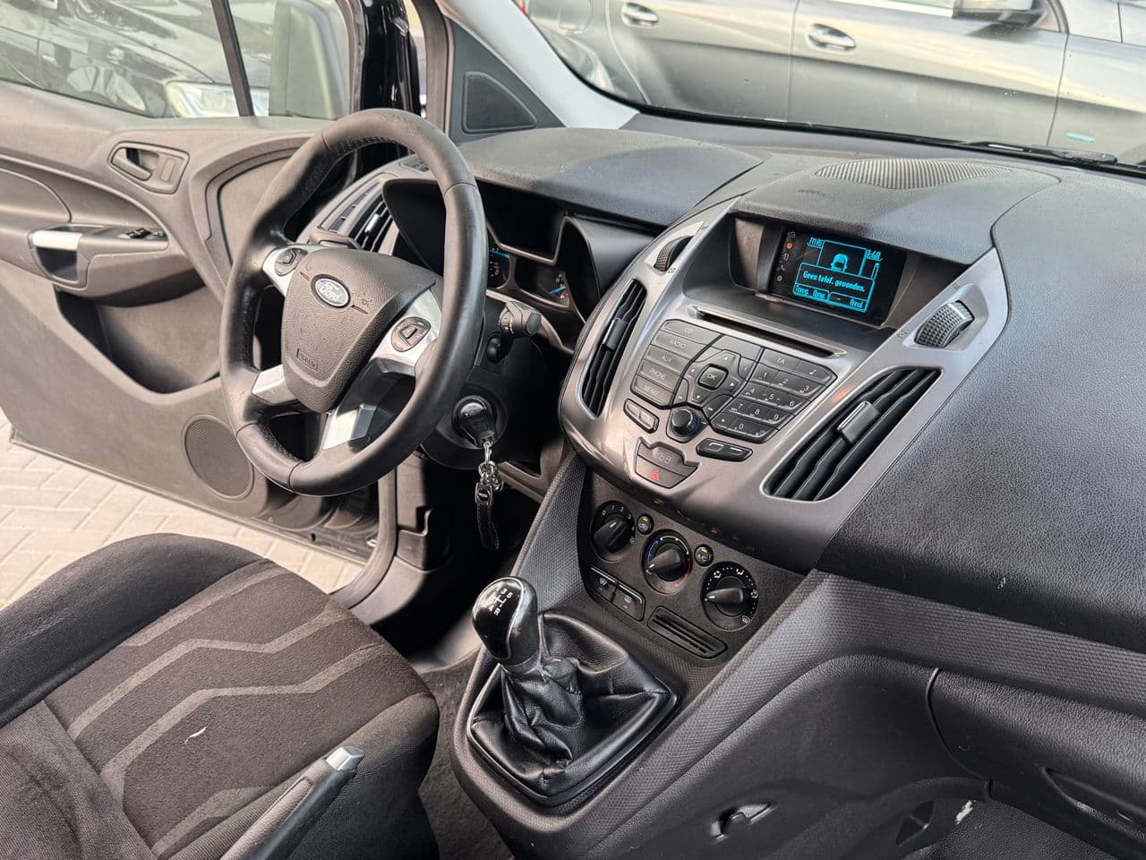 Ford Tourneo Connect 2014 — Миниатюра 6