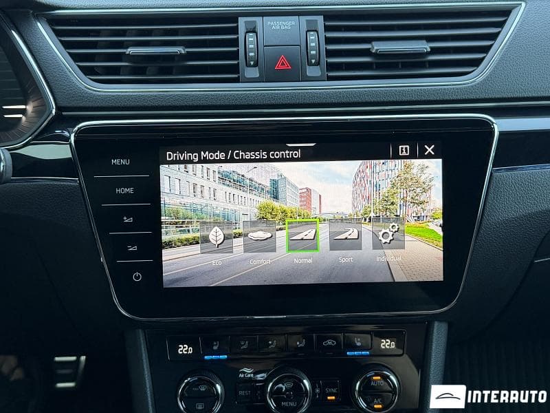 2022 Skoda Superb — Miniatură 14
