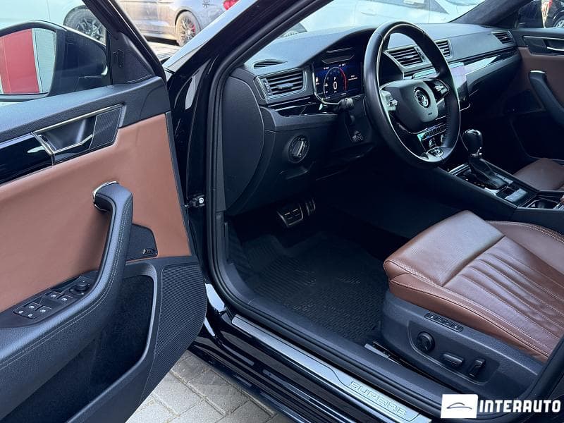 2022 Skoda Superb — Miniatură 7