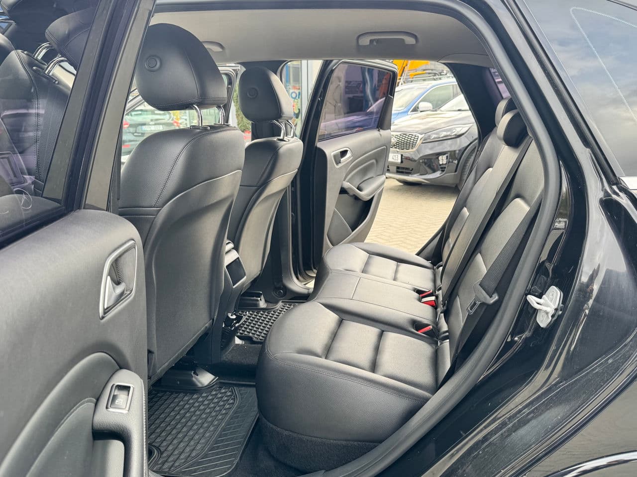 Mercedes B 200 2014 — Миниатюра 11